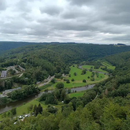 Daire Midden In De *