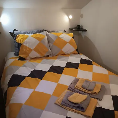 Midden In De Apartamento