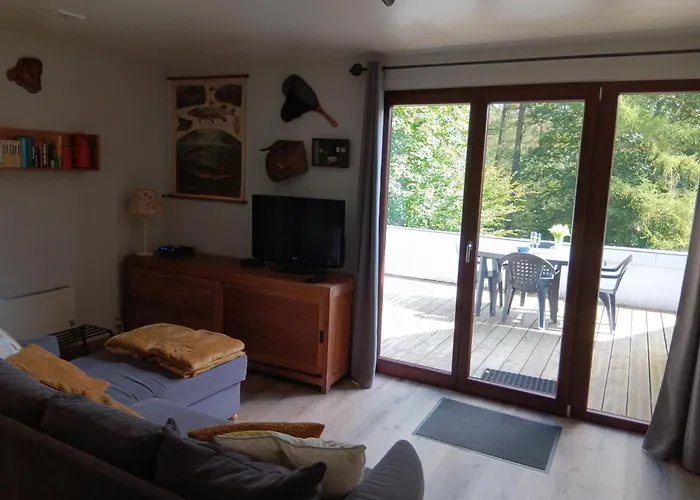 Midden In De Apartament *